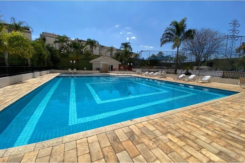 493552-17ba14c4af67220260f99045aeec0759