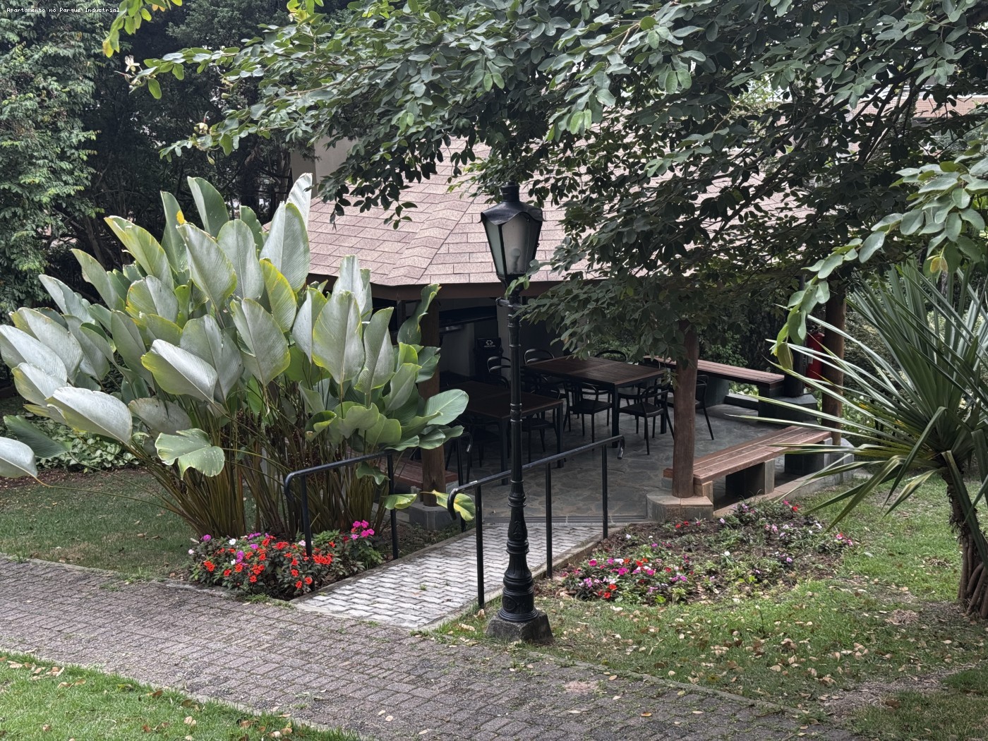 493552-3ec7e2dc00c0c363c937bf106293ceb0