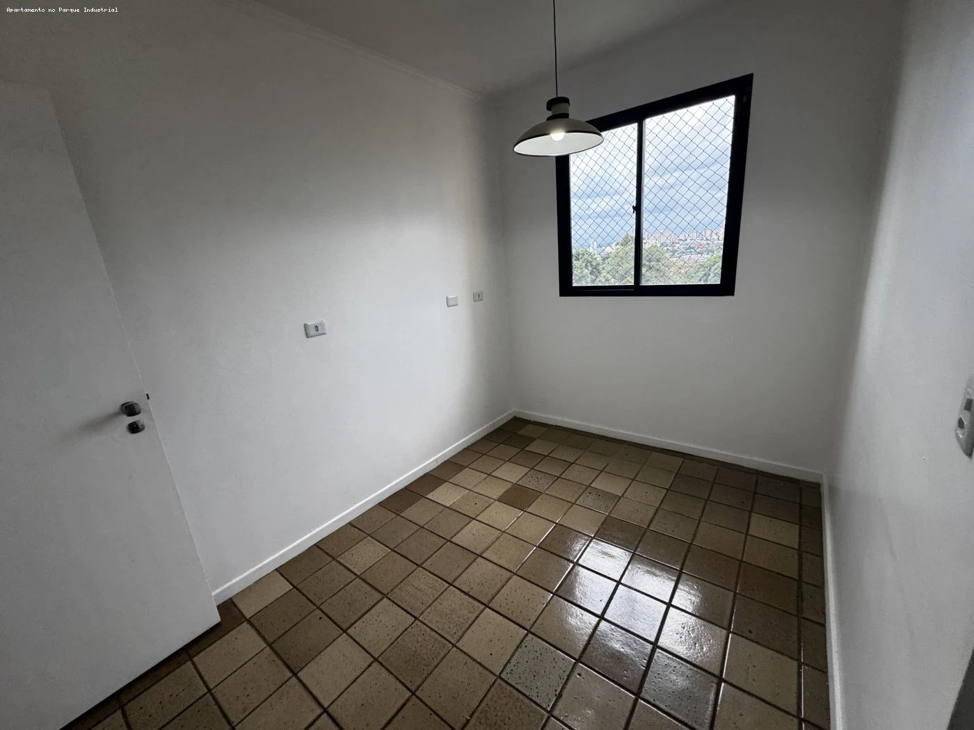 493552-4d53cf76677d22429a6849480b9d196b