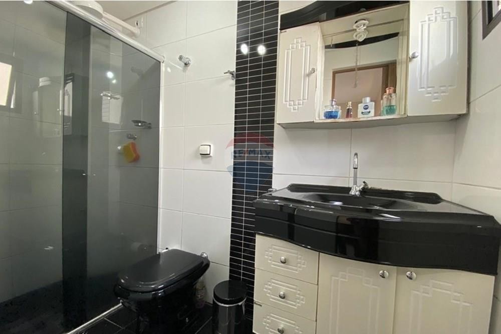 493552-693c8ee83ec7c68461412a5483f13004