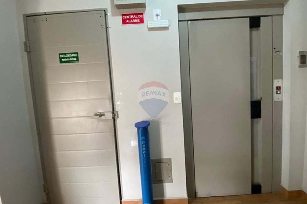 493552-d18d0c49fcc1d0dbfd02241e2954afa9